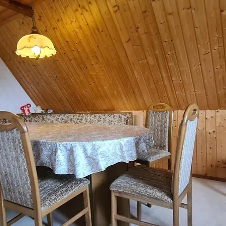 Stunning In Herrnhut Ot Ruppersdor Apartment Ninive